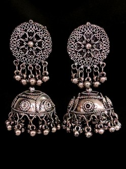oxidised-earrings-AKVNTOER17